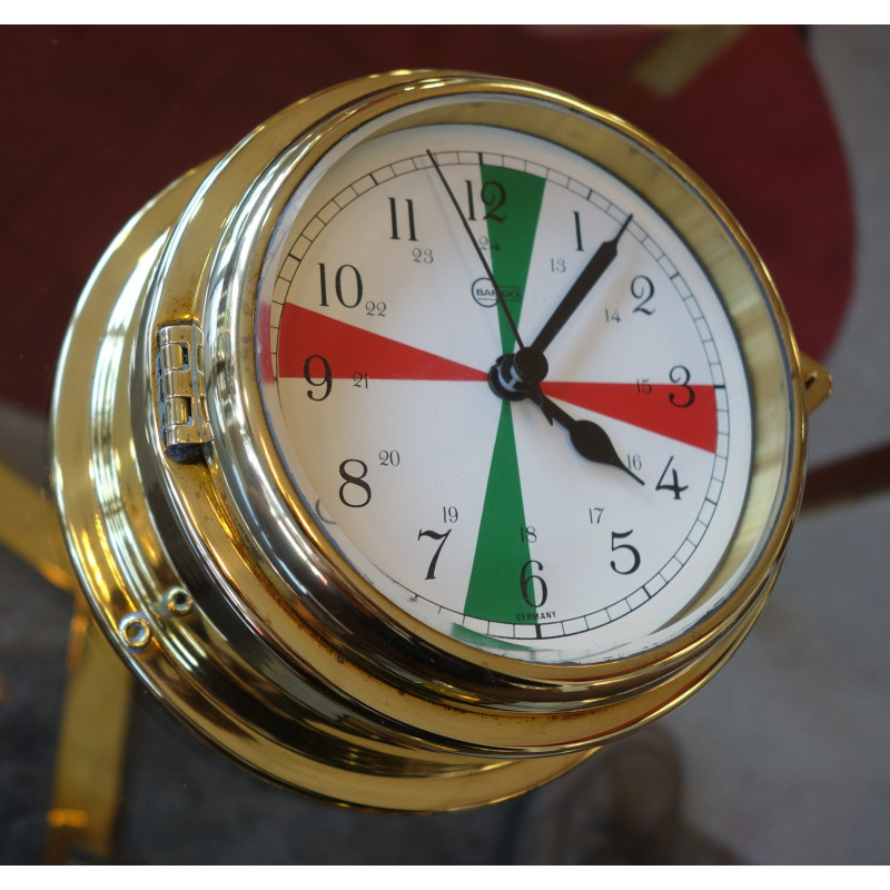 HORLOGE AVEC SILENCES RADIO