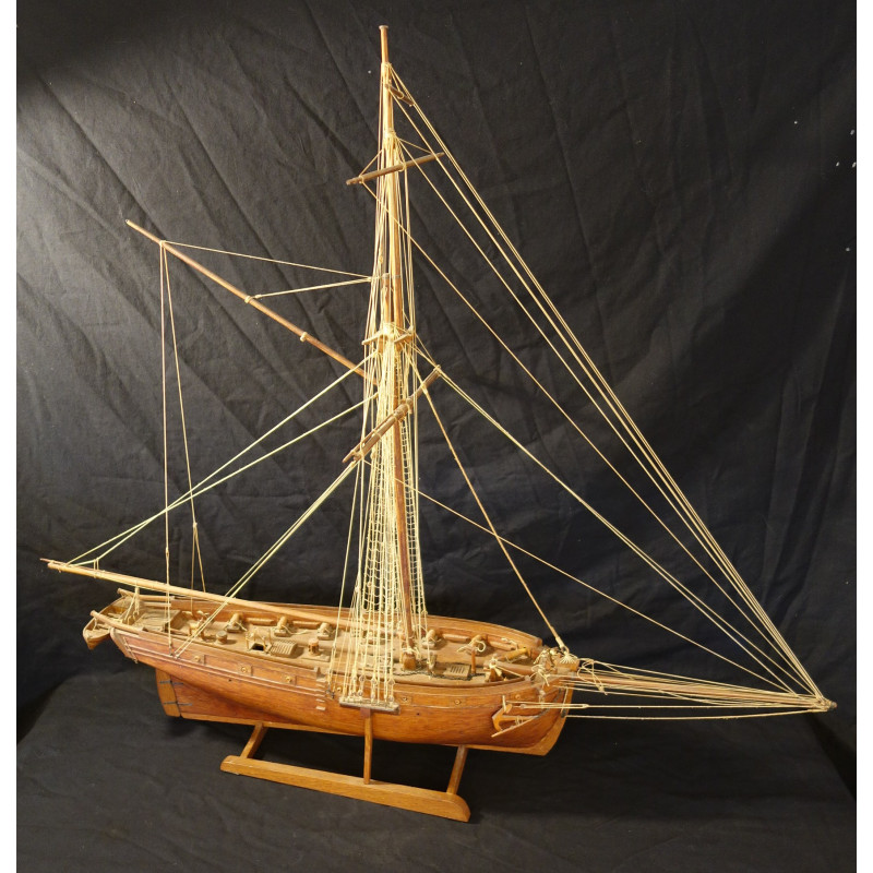 MAQUETTE COTRE A HUNIER