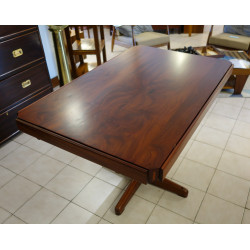 TABLE DE SALLE À MANGER DE PAQUEBOT