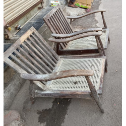 PAIRE DE FAUTEUILS EN TECK